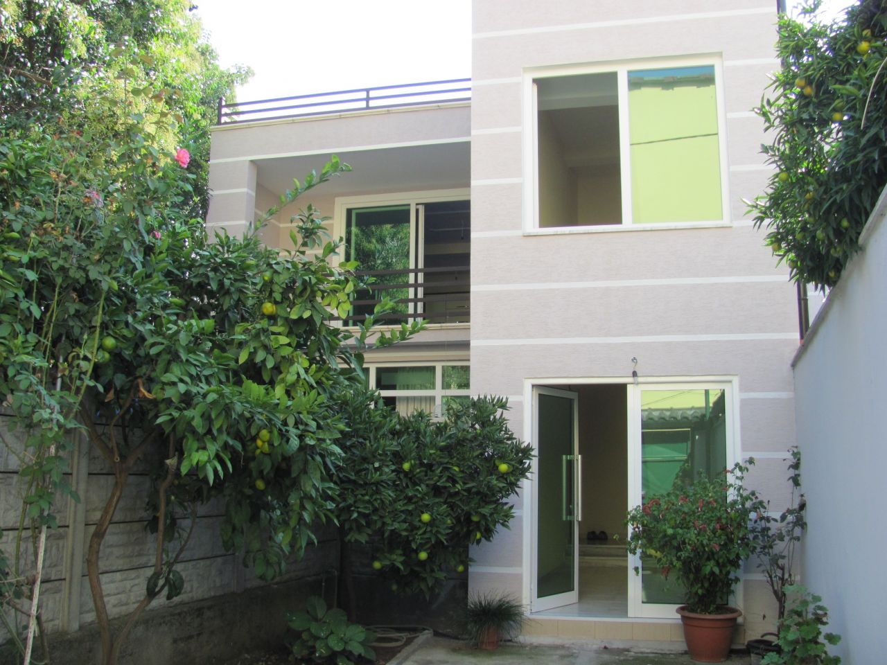 Villa for Rent in Tirana with Garden 